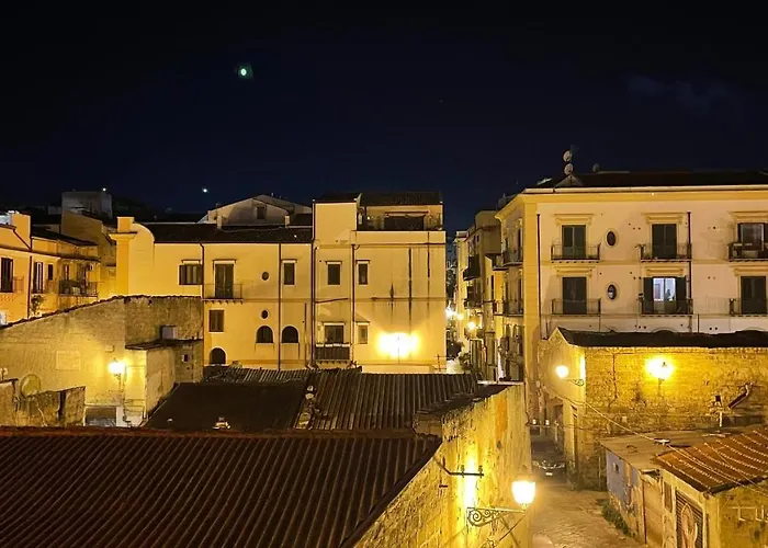 Shallah Nel Cuore Del Centro Storico Di شقة *